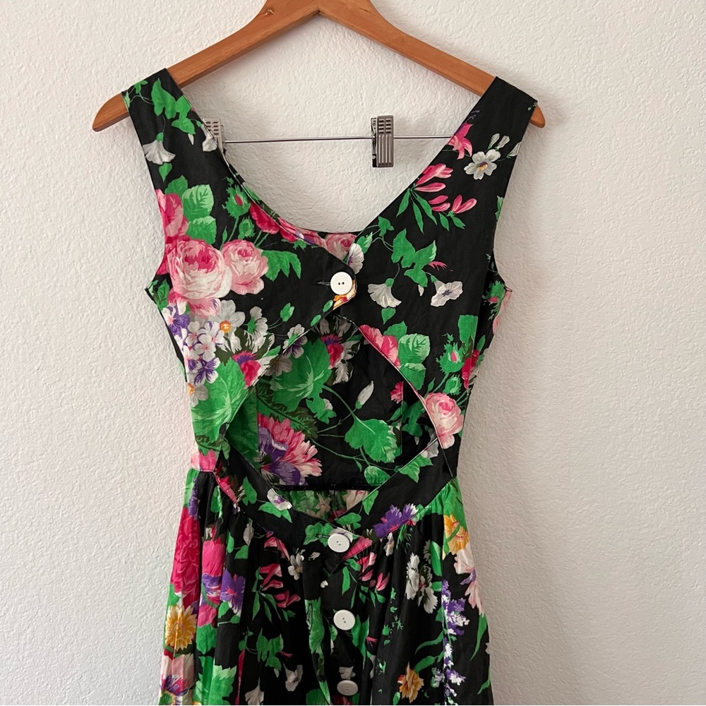 Vintage Expo 80’s Black Floral Open Back Fit and Flare Dress Sz 6 - Picture 5 of 7
